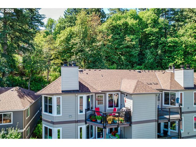 6331 WHITE TAIL Dr 64, West Linn, OR 97068