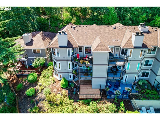 6331 WHITE TAIL Dr 64, West Linn, OR 97068
