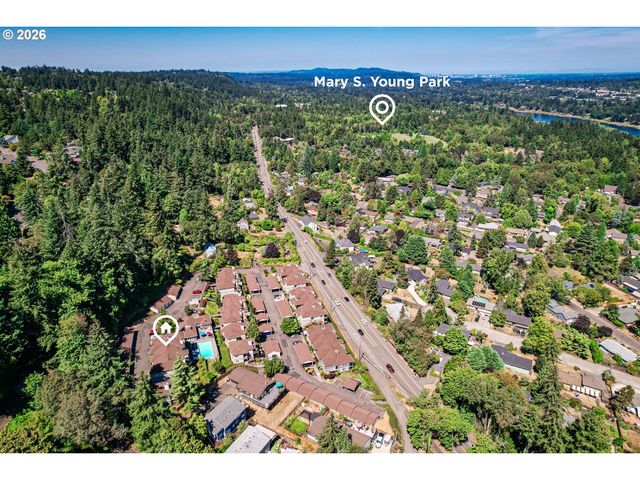 6331 WHITE TAIL Dr 64, West Linn, OR 97068