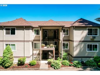 6331 WHITE TAIL Dr 64, West Linn, OR 97068