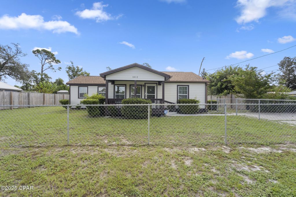 1812 Foster Avenue, Panama City, FL 32405