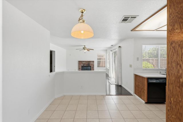 8715 Deer Creek Cir, Stockton, CA 95210