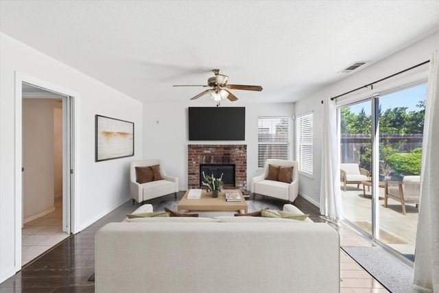 8715 Deer Creek Cir, Stockton, CA 95210