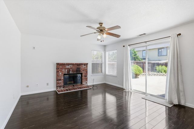 8715 Deer Creek Cir, Stockton, CA 95210