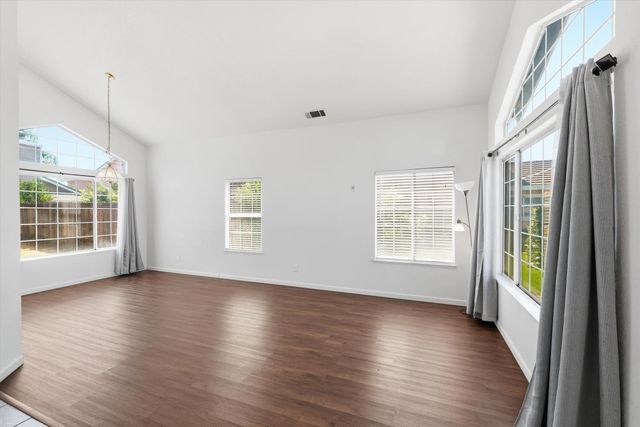 8715 Deer Creek Cir, Stockton, CA 95210