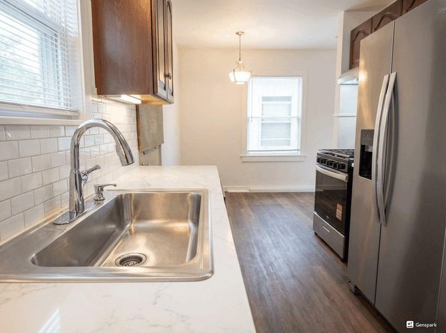 501 Sacramento DR, Austin, TX 78704