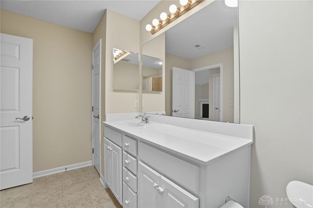 4704 Cobblestone Drive, Tipp City, OH 45371