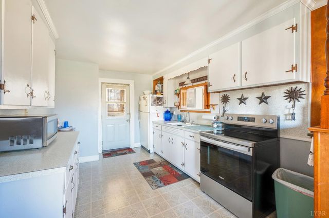10008 Thomas Jefferson Highway, Charlotte Court House, VA 23923