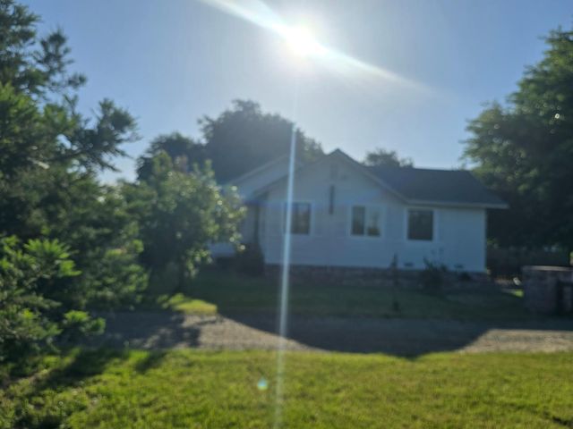 5206 E Jahant Rd, Acampo, CA 95632