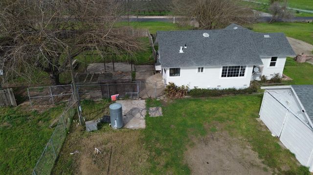 5206 E Jahant Rd, Acampo, CA 95632
