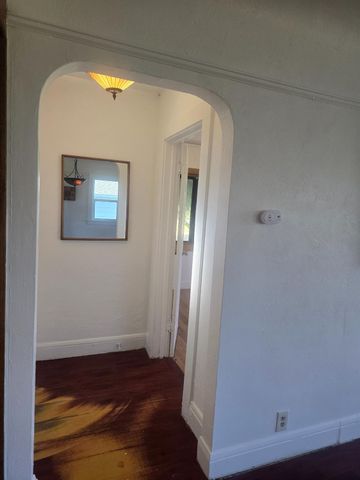 5206 E Jahant Rd, Acampo, CA 95632
