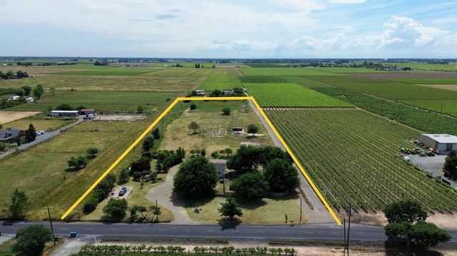 5206 E Jahant Rd, Acampo, CA 95632