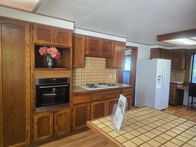 5206 E Jahant Rd, Acampo, CA 95632