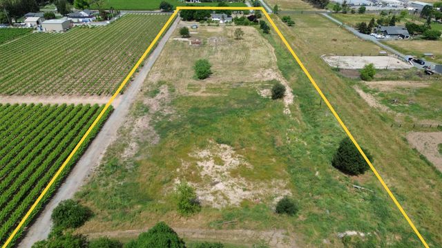 5206 E Jahant Rd, Acampo, CA 95632