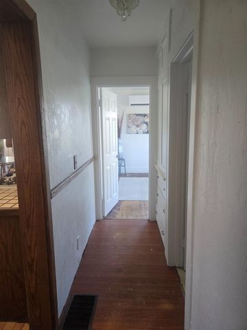 5206 E Jahant Rd, Acampo, CA 95632