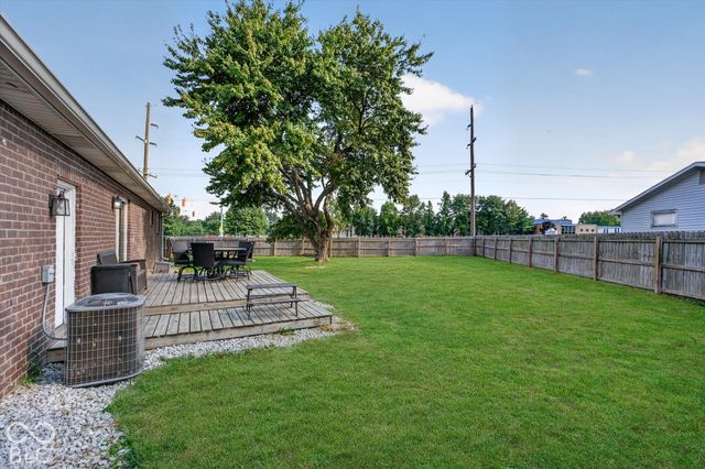 12165 N Rooker Road, Mooresville, IN 46158