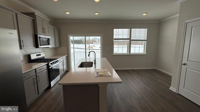 5042 SILVER OAK, Rosedale, MD 21237