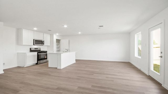 12010 Curlin Drive, Willis, TX 77318