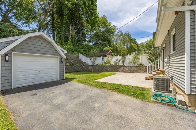 43 Harding Road, Rochester, NY 14612