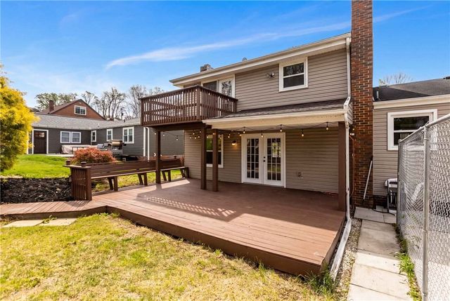 5934 Dashwood Dr, Bethel Park, PA 15102