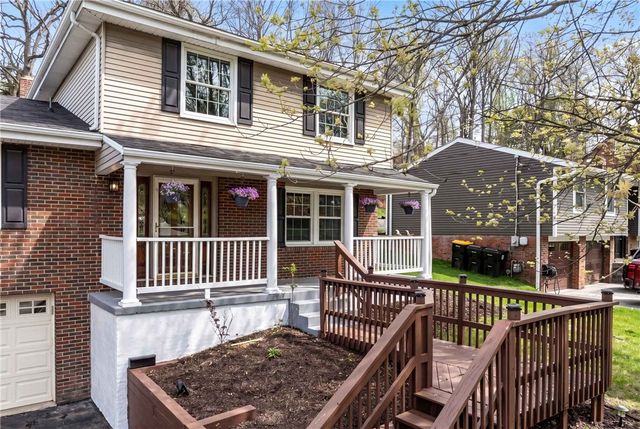 5934 Dashwood Dr, Bethel Park, PA 15102