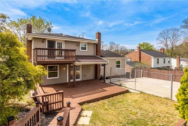 5934 Dashwood Dr, Bethel Park, PA 15102