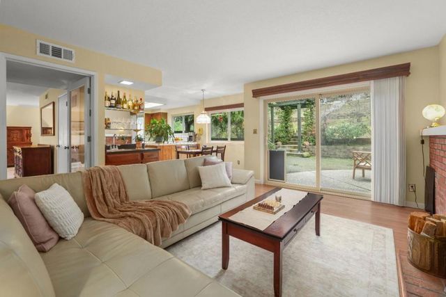 25638 West Camino Vista, Hayward, CA 94541