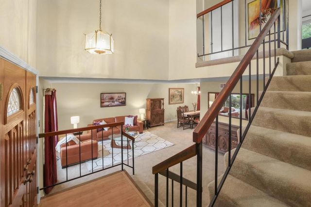 25638 West Camino Vista, Hayward, CA 94541