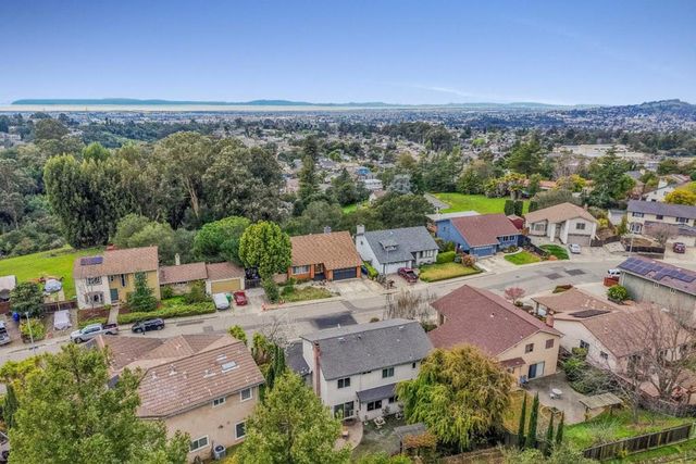 25638 West Camino Vista, Hayward, CA 94541