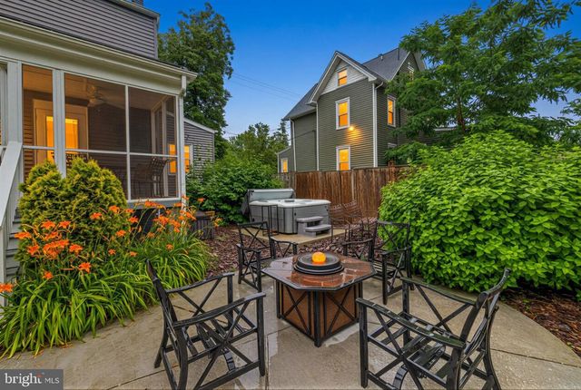 4107 QUEENSBURY RD, Hyattsville, MD 20781