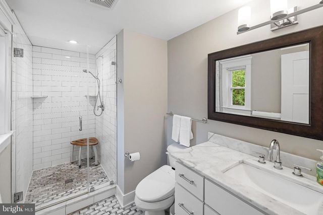 4107 QUEENSBURY RD, Hyattsville, MD 20781