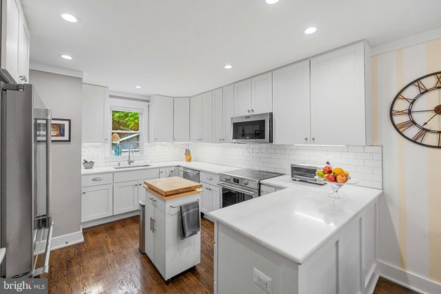 4107 QUEENSBURY RD, Hyattsville, MD 20781