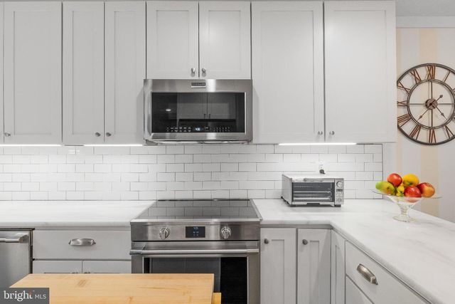 4107 QUEENSBURY RD, Hyattsville, MD 20781