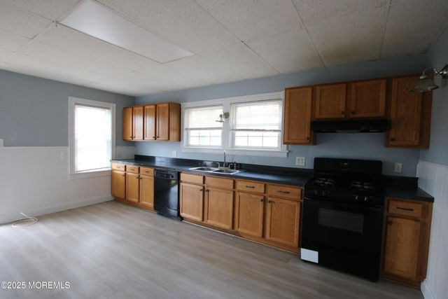 58 Monmouth Road, Eatontown, NJ 07724