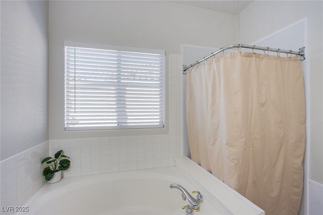 8644 Emerald Grove Way, Las Vegas, NV 89123