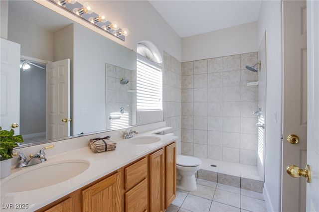 8644 Emerald Grove Way, Las Vegas, NV 89123