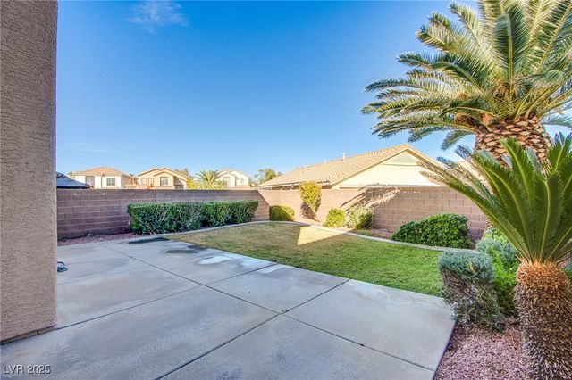 8644 Emerald Grove Way, Las Vegas, NV 89123