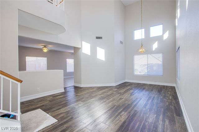 8644 Emerald Grove Way, Las Vegas, NV 89123