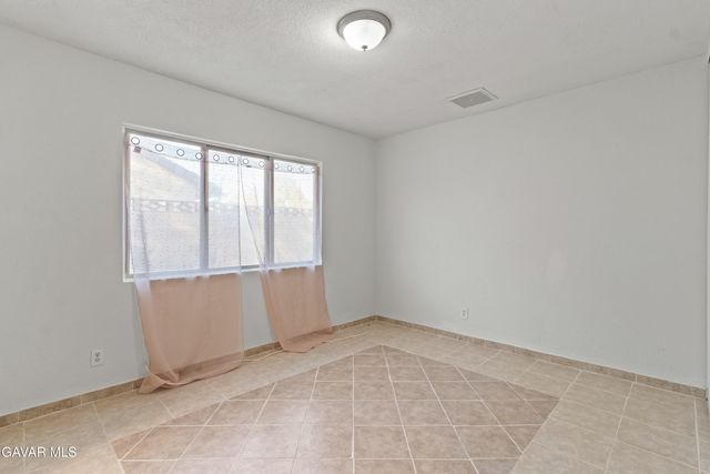 44338 W 23rd Street, Lancaster, CA 93536