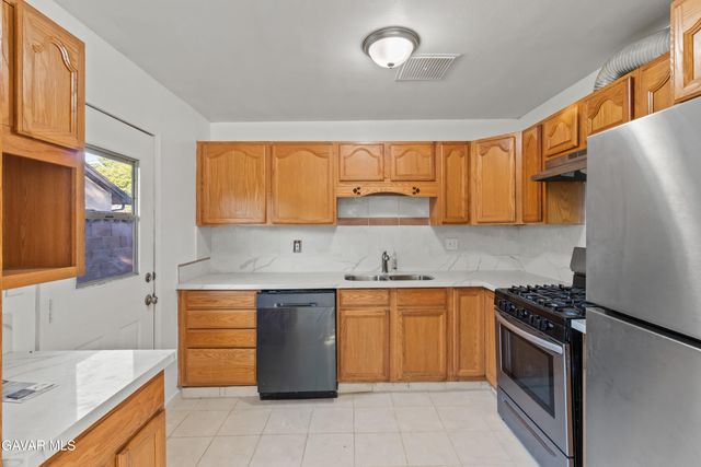 44338 W 23rd Street, Lancaster, CA 93536