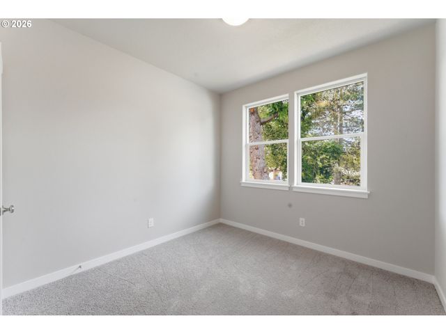 4750 N VANDERBILT St, Portland, OR 97203