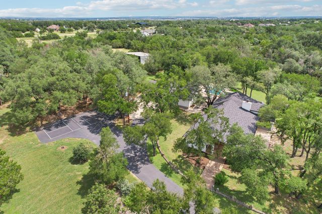 707 Harbor DR, Georgetown, TX 78633