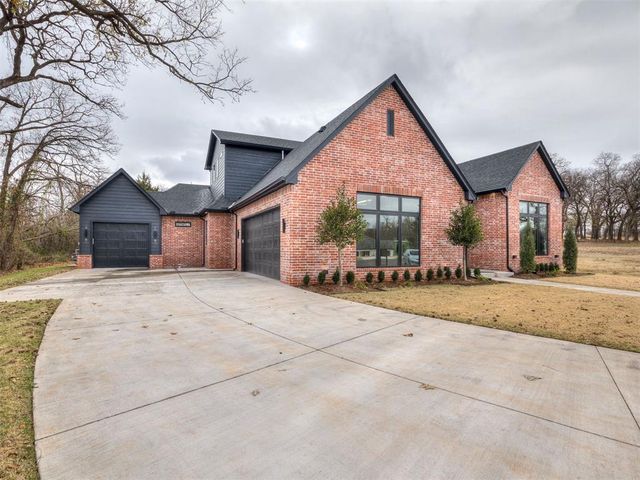 4400 Redbud Circle, Oklahoma City, OK 73111