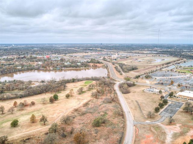 4400 Redbud Circle, Oklahoma City, OK 73111