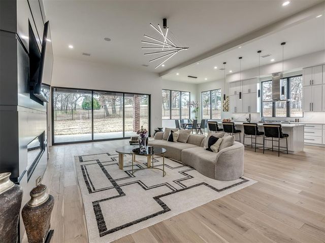 4400 Redbud Circle, Oklahoma City, OK 73111