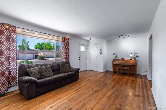 1611 Englewood Drive, Pueblo, CO 81005