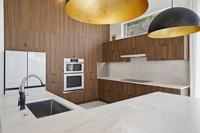 7003 Fairway Lakes Drive, Boynton Beach, FL 33472