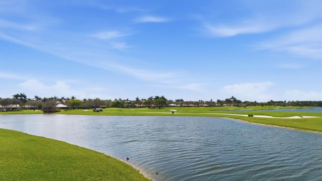 7003 Fairway Lakes Drive, Boynton Beach, FL 33472