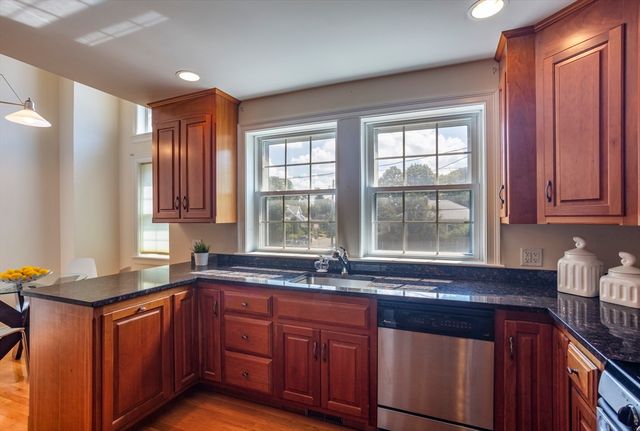 1077 Boylston St, Newton, MA 02461