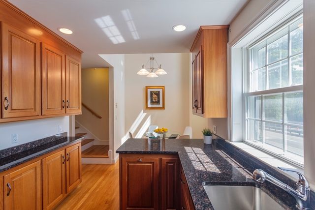 1077 Boylston St, Newton, MA 02461